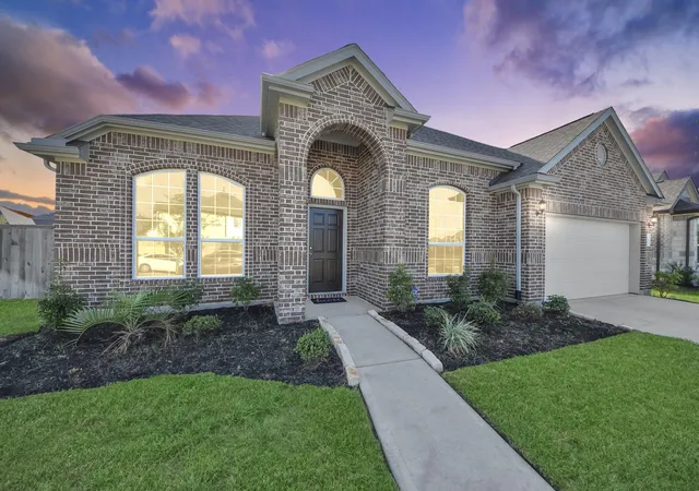 1st image of 132 Indian Wells Dr, Manvel, TX 77578 | MLS# 30624189