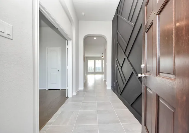 Photo 3 of Sale Pending at 132 Indian Wells Dr, Manvel, TX 77578 | MLS# 30624189 | Listing updated on 2026-09-25