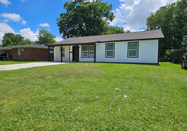 1st image of 2129 Raspberry Ln, Pasadena, TX 77502 | MLS# 4794406