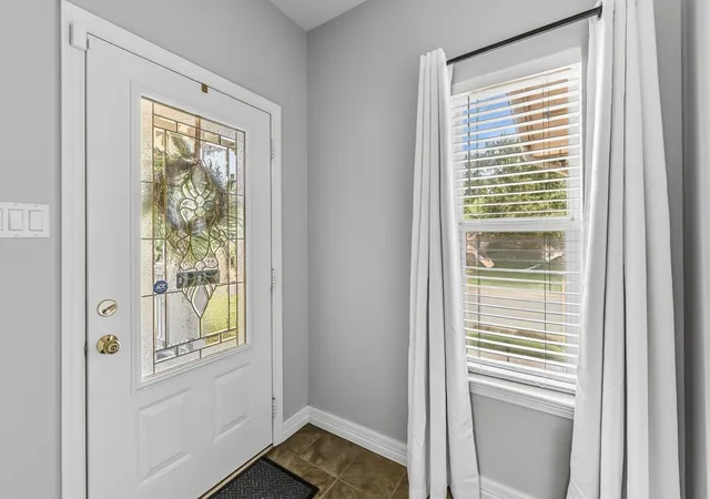 3rd image of 501 Cherry Hills Dr, Huntsville, TX 77340 | MLS# 27944950