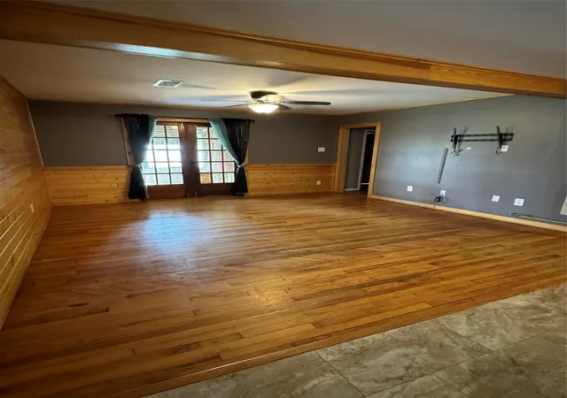 Photo 4 of Single family home for sale at 411 & 411 1/2 Humphrey Ave, Palacios, TX 77465 | MLS# 42199047 | Listing updated on 2026-08-16