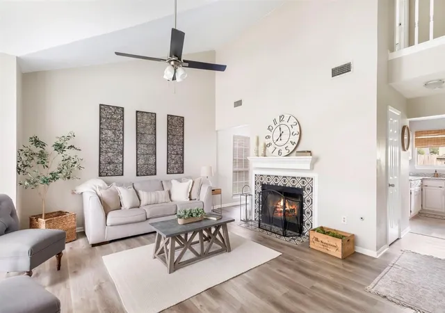 2nd image of 4922 Dobbin Springs Ln, Kingwood, TX 77345 | MLS# 84481971