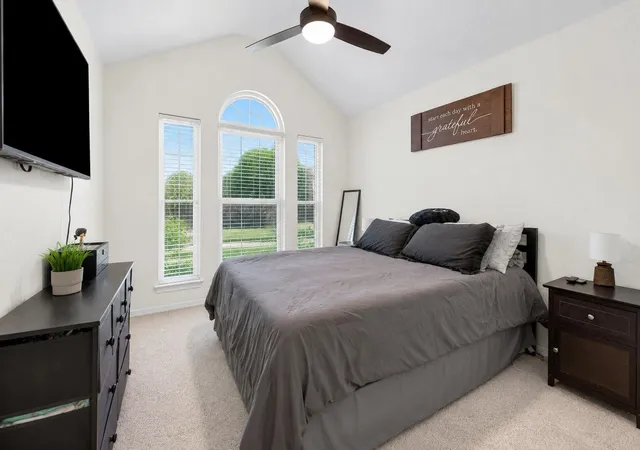 11th image of 805 Kathryn Dr, Lewisville, TX 75067 | MLS# 71913830