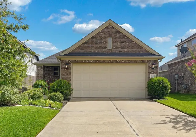 Photo 1 of Single family home for sale at 31231 Albany Brk Ln, Hockley, TX 77447 | MLS# 67309079 | Listing updated on 2026-09-08