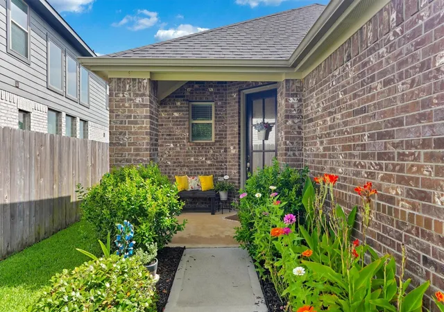 Photo 4 of Single family home for sale at 31231 Albany Brk Ln, Hockley, TX 77447 | MLS# 67309079 | Listing updated on 2026-09-08