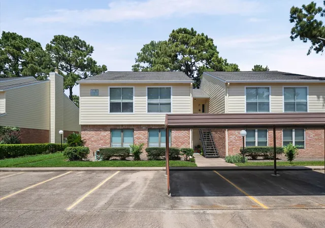 Photo 3 of Condo for sale at 14555 Wunderlich Dr #3201, Houston, TX 77069 | MLS# 55780321 | Listing updated on 2026-08-09