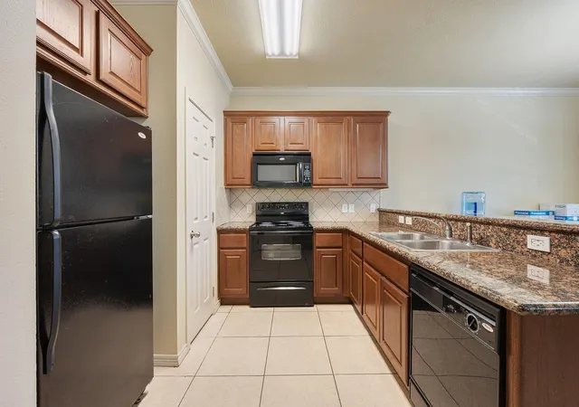 image of 117 Forest Dr, College Station, TX 77840 | MLS# 2390242
