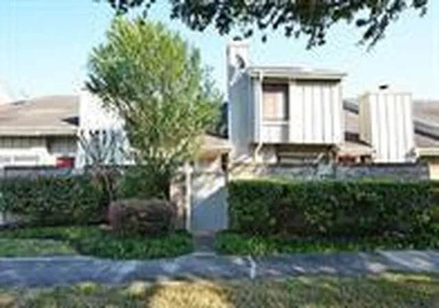 1st image of 7080 Greenway Chase St, Houston, TX 77072 | MLS# 41612675