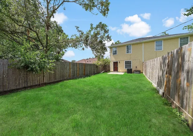 35th image of 3614 Dawson Ln #A, Houston, TX 77051 | MLS# 55735200