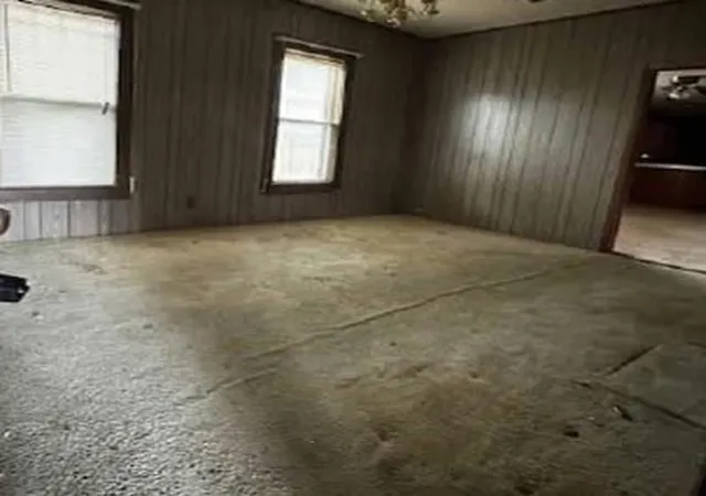 3rd image of 2959 Neches St, Beaumont, TX 77701 | MLS# 89294993