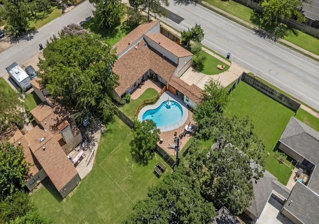 2nd image of 2735 Sandy Cir, College Station, TX 77845 | MLS# 38296771
