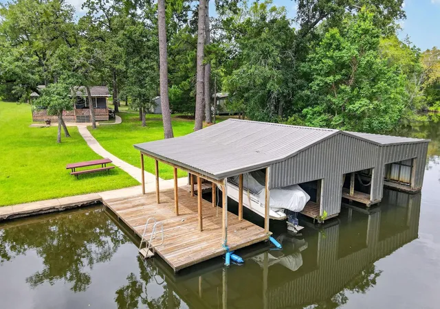 image of 10329 Clyde Acord Rd, Franklin, TX 77856 | MLS# 39346150
