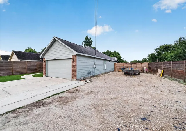 Photo 2 of Single family home for sale at 6519 Haight St, Houston, TX 77028 | MLS# 70365118 | Listing updated on 2026-08-29