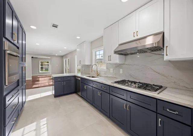 5th image of 2538 Southgate Blvd, Houston, TX 77030 | MLS# 45748288