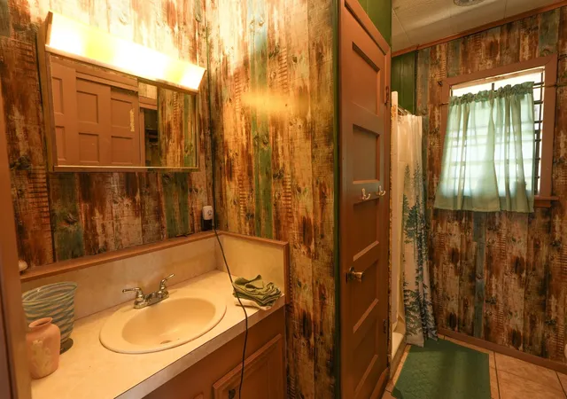 12th image of 1147 Cr 249, Ottine, TX 78658 | MLS# 74550432