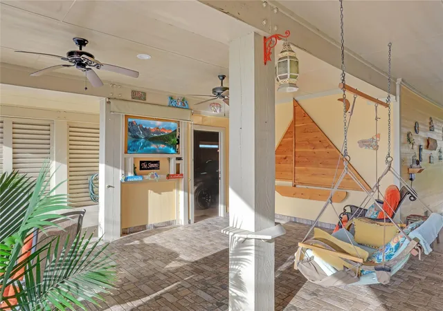 Photo 3 of Sale Pending at 150 Rosewood Rd, Clear Lake Shores, TX 77565 | MLS# 2259590 | Listing updated on 2026-09-14