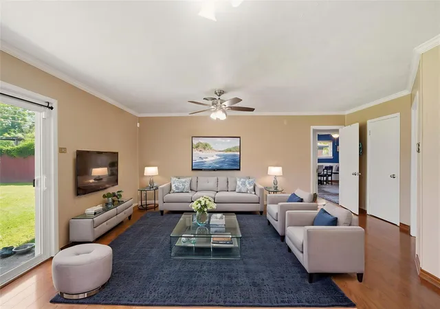 4th image of 5506 Cheshire Ln, Houston, TX 77092 | MLS# 38890974