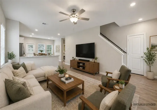 2nd image of 2026 Kansas St, La Marque, TX 77568 | MLS# 46339651