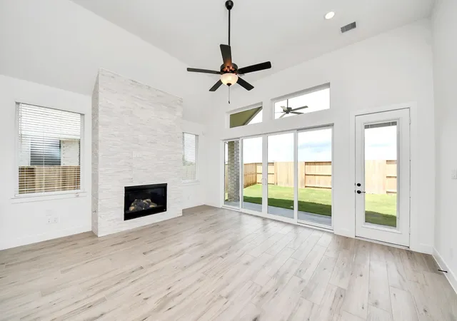 5th image of 9606 Chateau Hill, Manvel, TX 77578 | MLS# 36100629