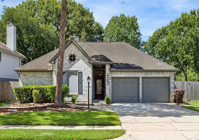 1st image of 14310 Fair Knoll Wy, Houston, TX 77062 | MLS# 15876471