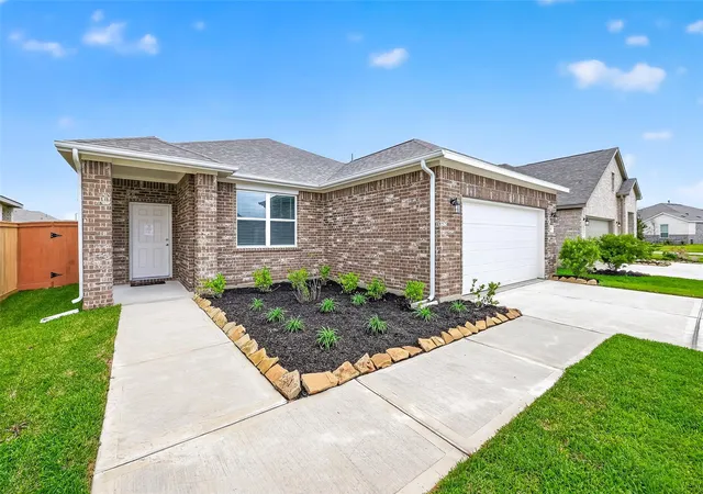 Photo 3 of Single family home for sale at 19550 Perissa Ter Dr, Hockley, TX 77447 | MLS# 39434351 | Listing updated on 2026-08-16