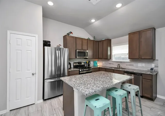 Photo 3 of Single family home for sale at 14506 Tundra Swan Dr, Houston, TX 77049 | MLS# 68871335 | Listing updated on 2026-09-19