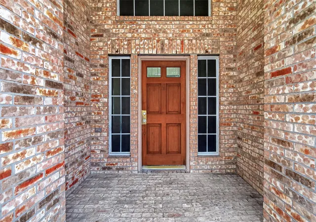 Photo 3 of Sale Pending at 2210 Laurel River Bnd, Houston, TX 77014 | MLS# 81165477 | Listing updated on 2026-09-18