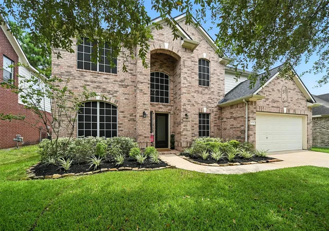 2nd image of 24214 Pine Canyon Falls Cir, Tomball, TX 77375 | MLS# 49460304
