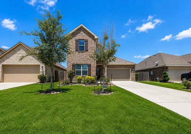 Photo 3 of Single family home for sale at 17474 Rosewood Manor Ln, New Caney, TX 77357 | MLS# 20908797 | Listing updated on 2026-08-14