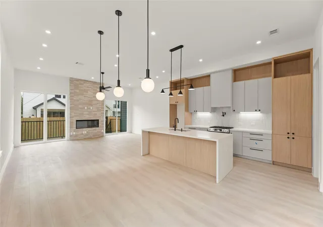 5th image of 308 E 35Th St, Houston, TX 77018 | MLS# 52194896