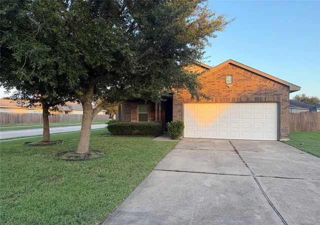 Photo 1 of Single family home for sale at 10710 Barker View Dr, Cypress, TX 77433 | MLS# 56411619 | Listing updated on 2026-08-16