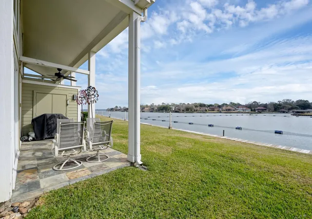 1st image of 63 April Point Dr S, Montgomery, TX 77356 | MLS# 4055318