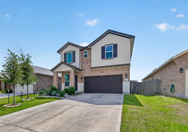 Photo 2 of Single family home for sale at 18817 Amaro Hills Dr, New Caney, TX 77357 | MLS# 32334794 | Listing updated on 2026-09-14
