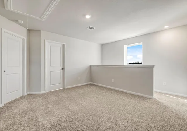 4th image of 6425 Autumn Equinox Dr, Houston, TX 77048 | MLS# 63812224