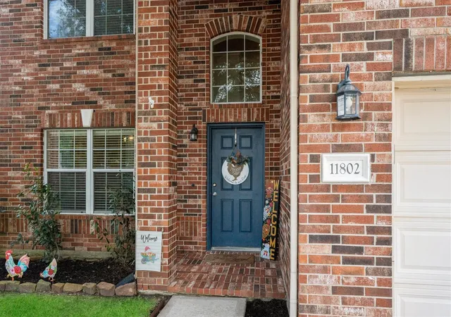 3rd image of 11802 Ribbon Falls Ct, Tomball, TX 77375 | MLS# 51449997