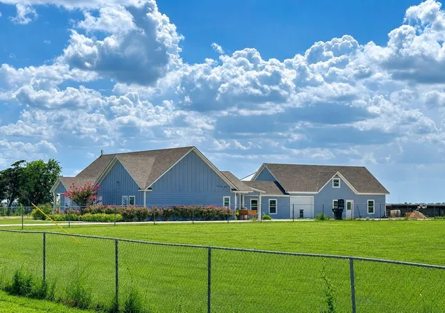 Photo 2 of Single family home for sale at 4334 Maass Rd, Burton, TX 77835 | MLS# 5146479 | Listing updated on 2026-08-26