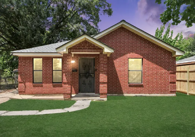 1st image of 110 Denham Ave, Pasadena, TX 77506 | MLS# 96751295