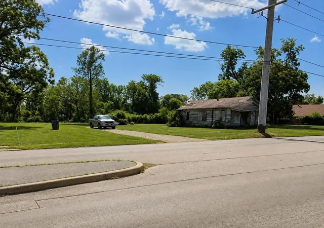 2nd image of 9203 W Montgomery Rd, Houston, TX 77088 | MLS# 67618329