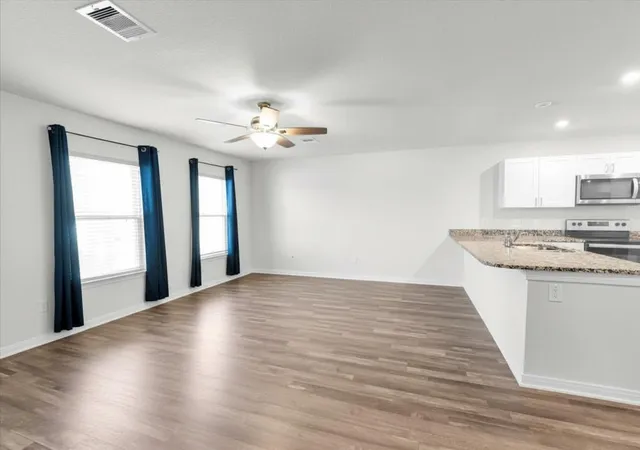 2nd image of 146 Oak Circle, Livingston, TX 77351 | MLS# 39914768