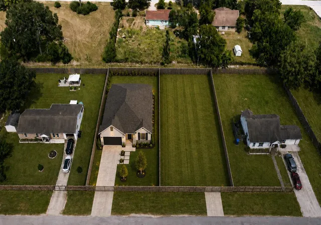 4th image of 3210 2Nd St, Brookshire, TX 77423 | MLS# 74775939