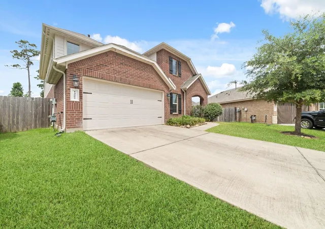 Photo 2 of Single family home for sale at 14005 Silver Fls Ct, Conroe, TX 77384 | MLS# 41811855 | Listing updated on 2026-08-22