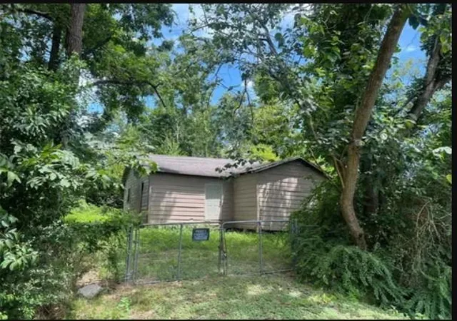 1st image of 6025 Woodview Dr, Humble, TX 77396 | MLS# 60123536