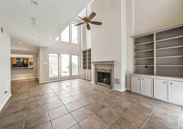 Photo 4 of Sale Pending at 4008 Breakwood Dr, Houston, TX 77025 | MLS# 10973097 | Listing updated on 2026-10-04