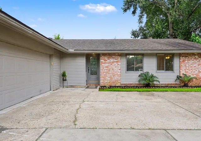 Photo 2 of Single family home for sale at 23327 Naples Dr, Spring, TX 77373 | MLS# 47773401 | Listing updated on 2026-09-12