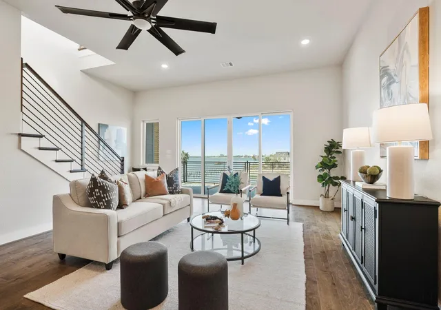 Photo 3 of Single family home for sale at 4412 Tucker Ln, Seabrook, TX 77586 | MLS# 10251376 | Listing updated on 2026-09-02