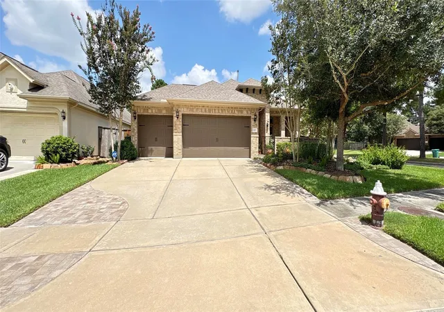 Photo 2 of Single family home for sale at 217 Southern Iris Ct, Montgomery, TX 77316 | MLS# 83215638 | Listing updated on 2026-08-31