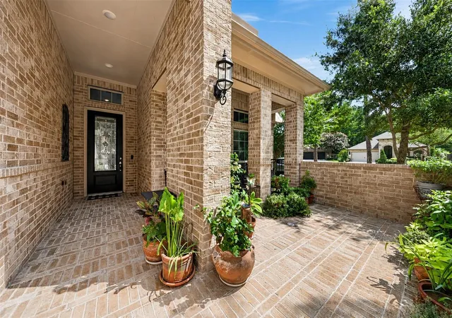 Photo 3 of Single family home for sale at 217 Southern Iris Ct, Montgomery, TX 77316 | MLS# 83215638 | Listing updated on 2026-08-31