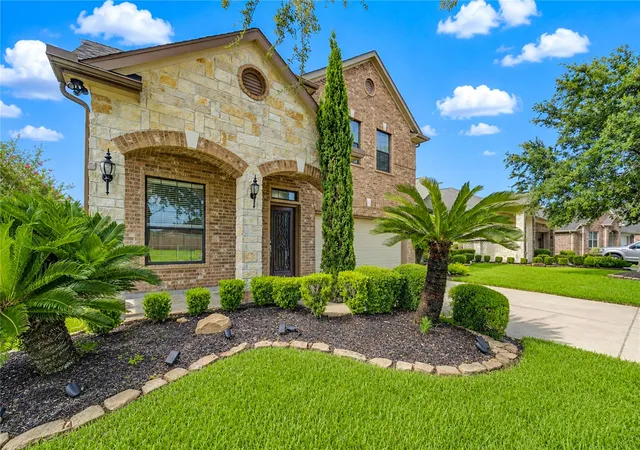 Photo 2 of Single family home for sale at 2844 Torano, League City, TX 77573 | MLS# 49786017 | Listing updated on 2026-09-05