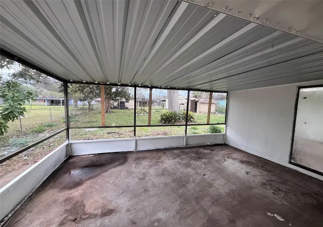 21st image of 704 Alice St, Sweeny, TX 77480 | MLS# 10627395