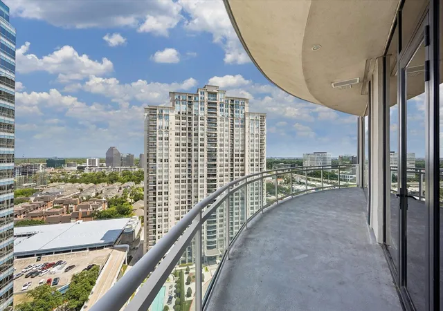5th image of 1409 Post Oak Blvd #1803, Houston, TX 77056 | MLS# 45504045